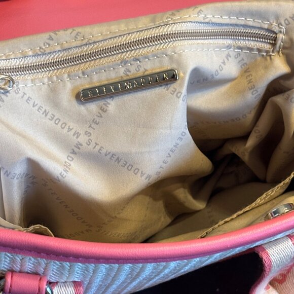 Steven Madden Pink & White Woven Crossbody Bag With Adj Strap & Interior Pockets - Picture 7 of 15